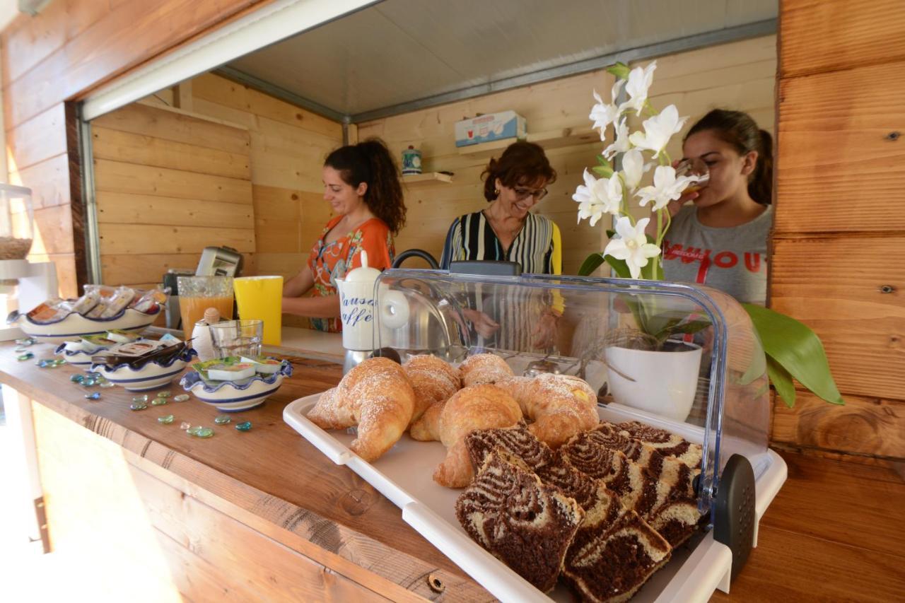 Askia Rooms & Breakfast アシェーア エクステリア 写真