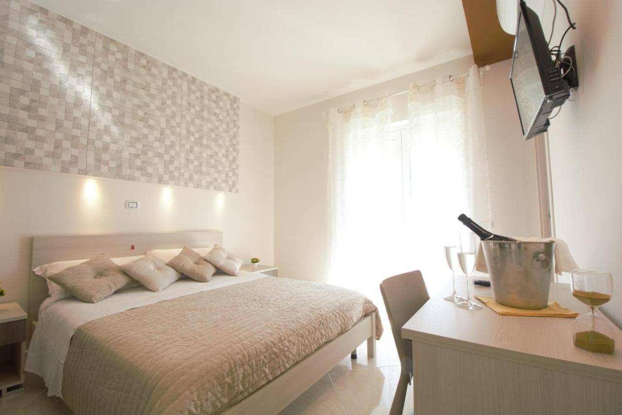 Askia Rooms & Breakfast アシェーア エクステリア 写真