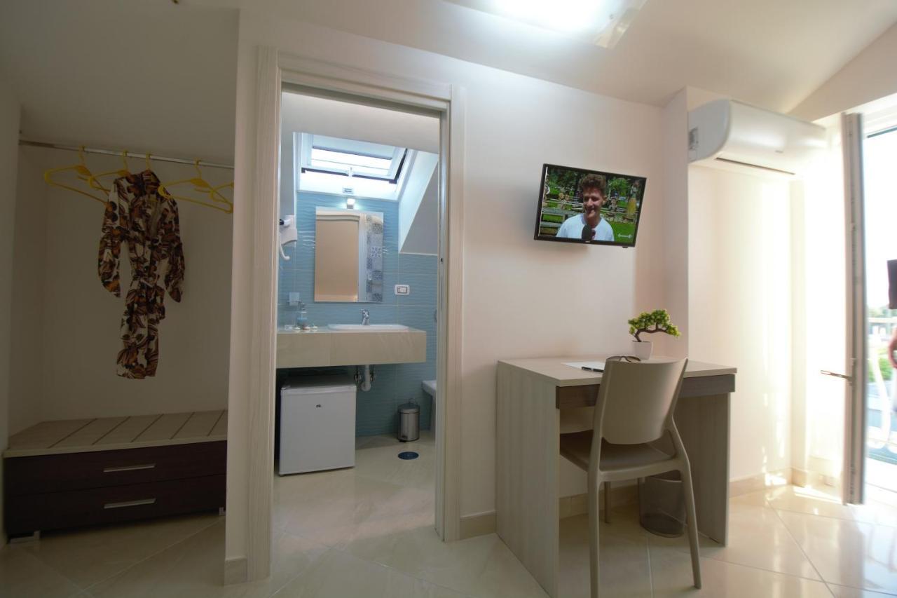 Askia Rooms & Breakfast アシェーア エクステリア 写真